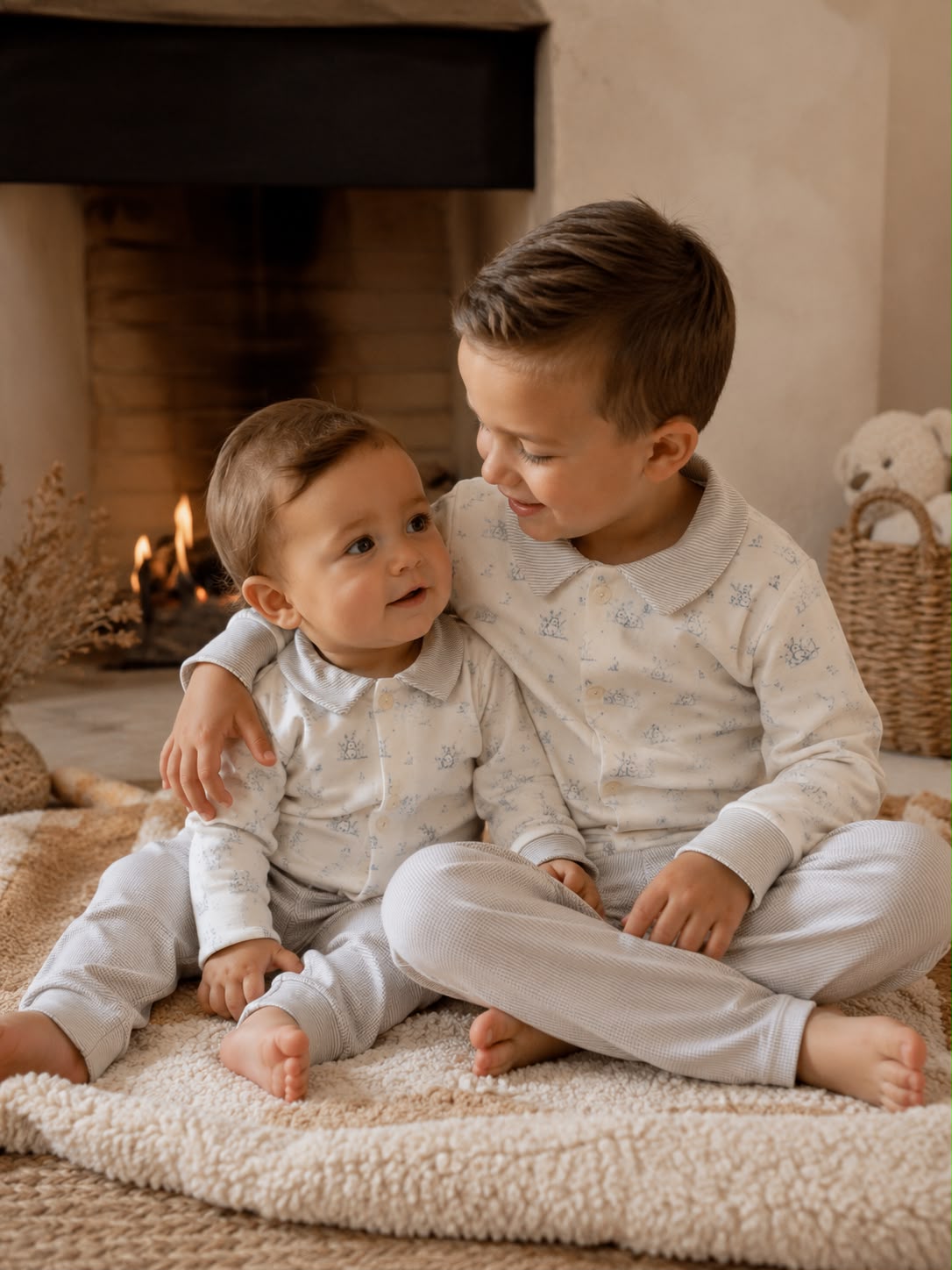 Babidu pyjama met kraagje en konijnen