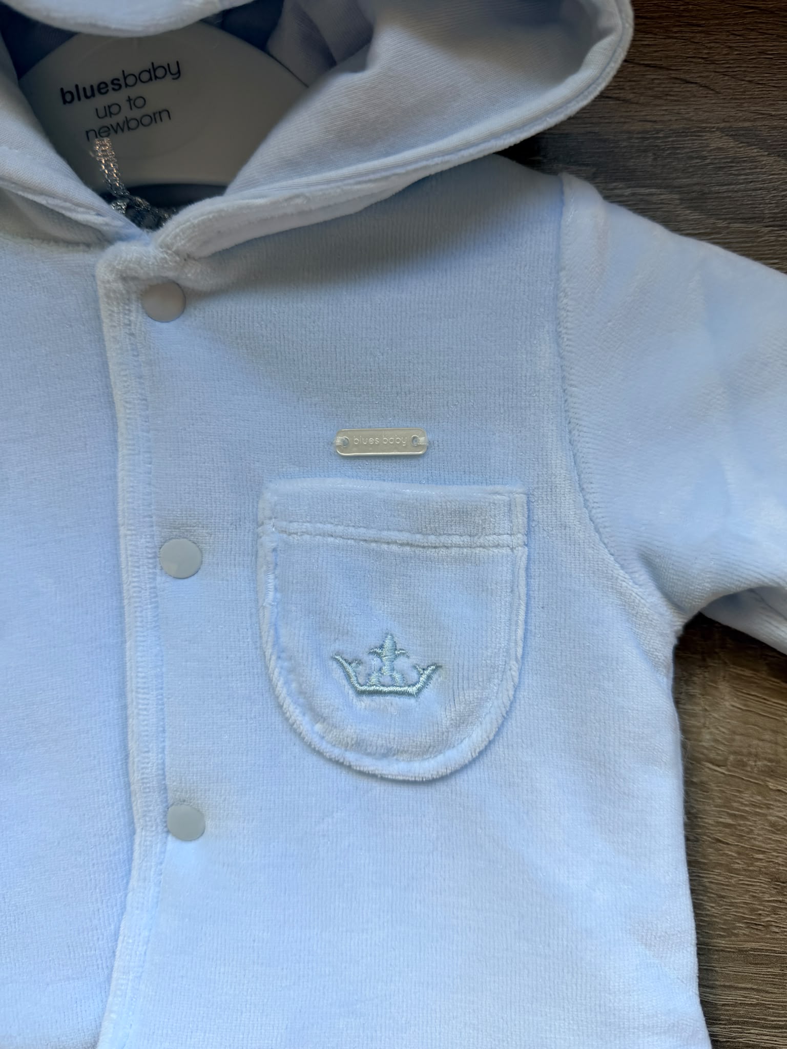 Bluesbaby velours baby jasje licht blauw - Afbeelding 3